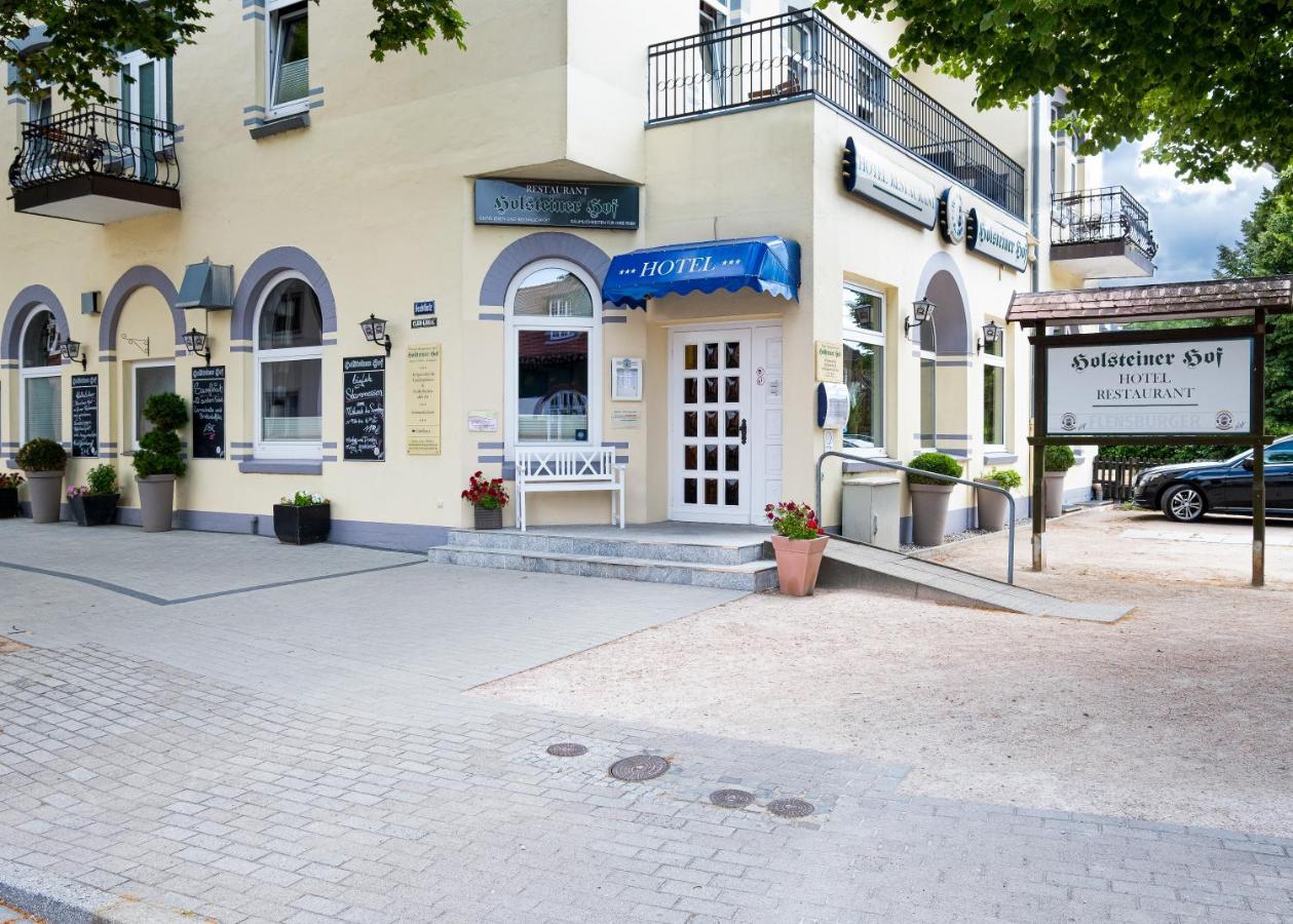 Hotel-Restaurant Holsteiner Hof ゲーストハッハト エクステリア 写真
