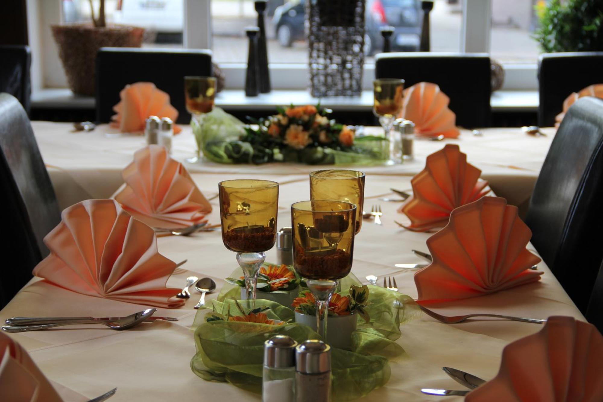 Hotel-Restaurant Holsteiner Hof ゲーストハッハト エクステリア 写真